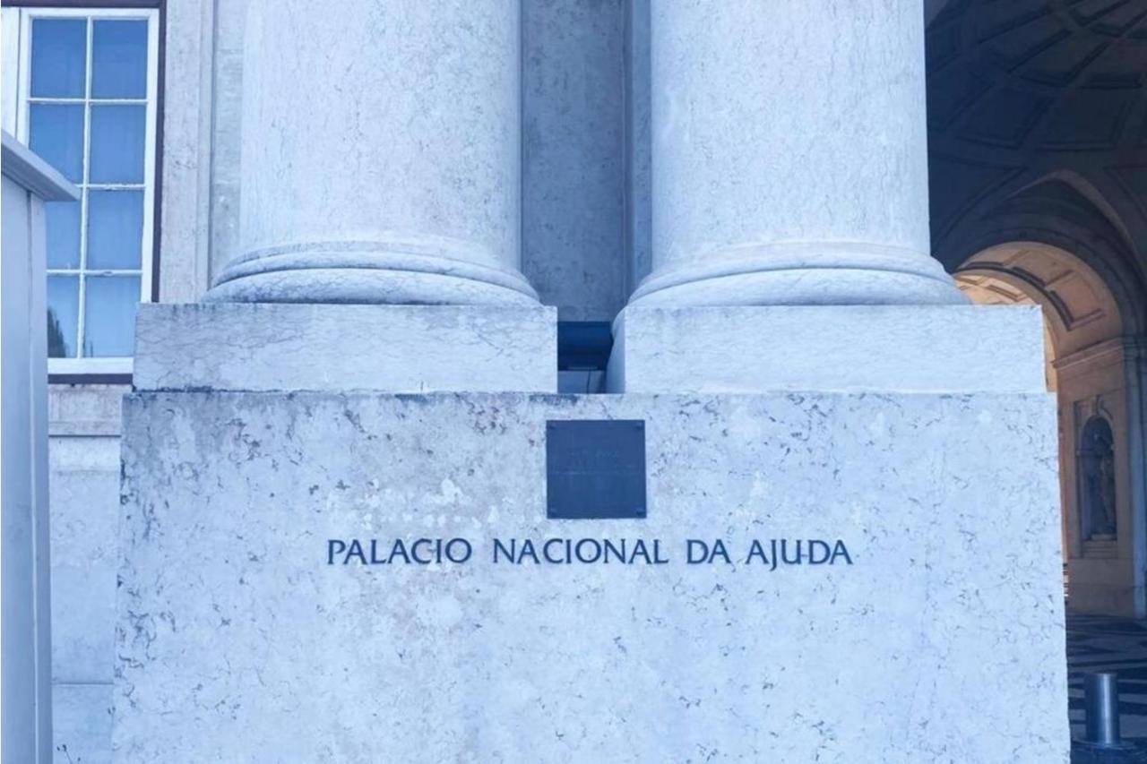 Almirante24 - Apartment With Garden - Ajuda Palace & Royal Treasure Museum Lisbon Exterior photo